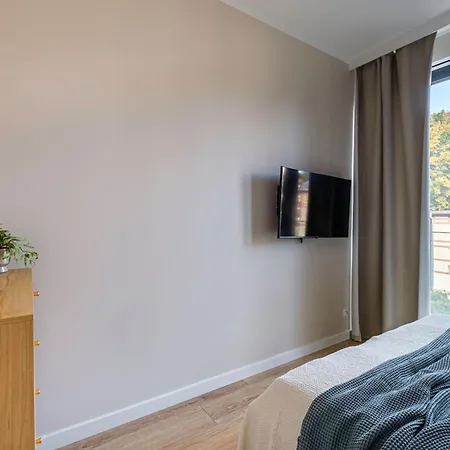 Salt & By 200 M Do Plazy, Ergo Arena *